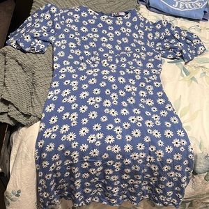 Short sleeve floral dress